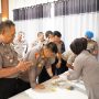 Komitmen Bersih Narkoba, Kapolres Situbondo Jalani Tes Urine bersama PJU dan Kapolsek Jajaran