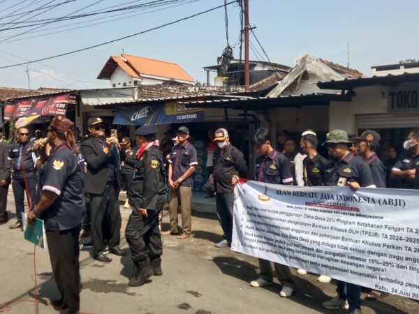 Nyaris Bentrok, LSM Luar Daerah di Pukul Mundur Oleh Gabungan LSM dan Media Gresik di Wringinanom