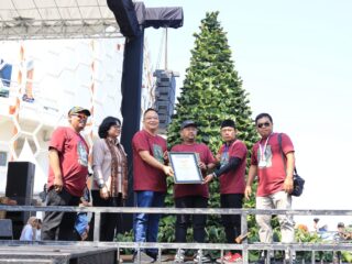 Bupati Gresik Sebut Rekor Dunia MURI Festival Nasi Krawu Perkuat Identitas Budaya Gresik