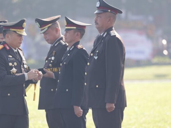 Polda Jatim Gelar Upacara Hari Bhayangkara ke-80, Teguhkan Semangat “Polri untuk Masyarakat