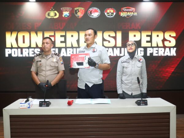 Polres Pelabuhan Tanjung Perak Bongkar Jaringan Sabu, Kurir Gunakan Aplikasi Zangi Terima Perintah Bandar