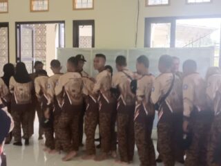 Peserta Jambore Sekolah se-Kabupaten Kediri Diberangkatkan, Siap Tunjukkan Semangat dan Kekompakan