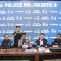 Tiga Tersangka Pencurian Brankas isi Rp.1,4 Miliar Milik Kampus UAC Pacet Diamankan Polres Mojokerto 