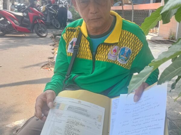 Warga Keluhkan Pelayanan Perpanjang STNK Wajib Ada KTP Pemilik Lama Harus Hadir di Samsat Surabaya Timur