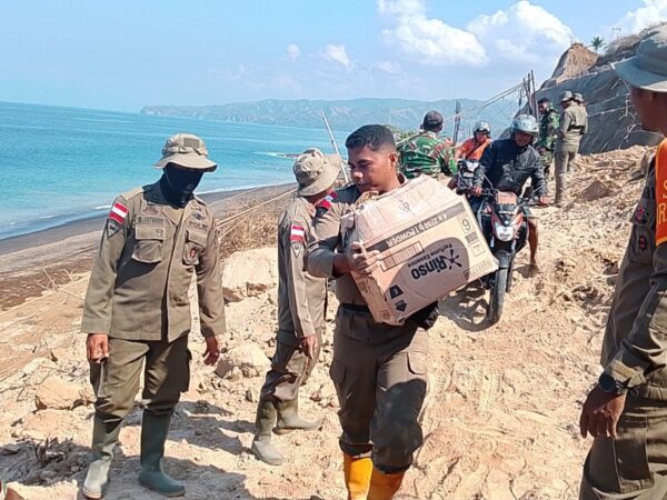 Gempa M 7,7 Guncang NTT, Satbrimob Polda NTT Gerak Cepat Evakuasi Korban dan Buka Akses