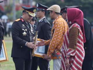 Maknai HUT ke-81 RI, Polda Jatim Tekankan Pelayanan Terbaik untuk Masyarakat