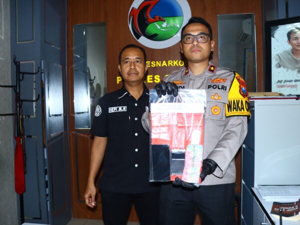 Polres Gresik Tangkap Residivis Pengedar Sabu, Modalnya dari Uang Judi Online