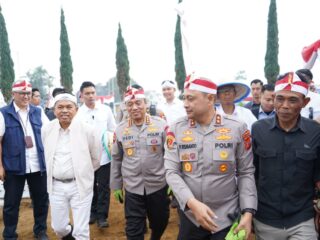 Wujudkan Swasembada, Wakapolri Pimpin Langsung Penanaman Perdana Bawang Putih Serentak