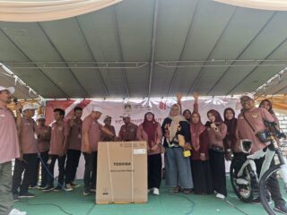 Jalan Sehat Semarak HUT ke-81 RI di Desa Gedangan, Warga dan Pelajar Kompak Rayakan Kemerdekaan