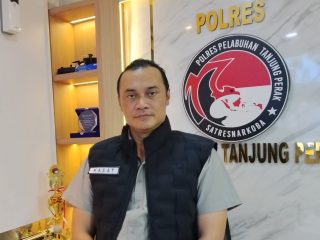 Peredaran Ganja via Instagram, 41,8 Gram di Ungkap dan  Disita Satresnarkoba Polres Pelabuhan Tanjung Perak 