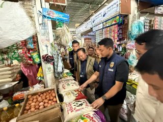 Satgas Pangan Polres Gresik Sidak Pasar Baru Gresik, Harga Beras Masih Stabil dan Stok Aman