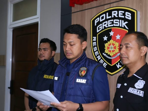 Viral !! Pria yang Pamer Alat Kelamin ke Pengendara Perempuan di Cerme Diamankan Satreskrim Polres Gresik 
