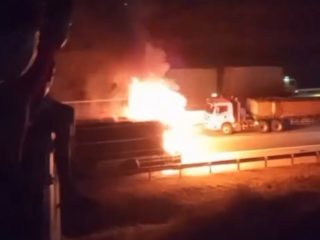 Bus PO Tunas Muda Ludes Terbakar di Tol Batang-Semarang, 15 Penumpang Selamat