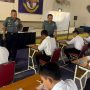 Polisi Gagalkan Rencana Tawuran Dua Kelompok di Jalan Kedung Cowek, 11 Remaja Diamankan