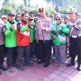Peringati Hari Lalu Lintas Bhayangkara Ke-71, Polres Gresik Gelar Apel Bersama Relawan Ambulans dan Ojol 