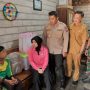 Polres Kediri Sambangi Marfel, Bocah Kelas 5 SD yang Berjuang Rawat Ibunya