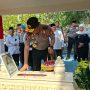 Kapolri Ziarah ke Makam Marsinah dan Kunjungi Museum di Nganjuk