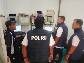 Satreskrim Polres Pelabuhan Tanjung Perak Pantau Pendistribusian BBM di Sejumlah SPBU, Pastikan Berjalan Lancar